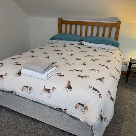 Lovely 2 Bedroom House Close To City Centre เบลฟาสต์ ภายนอก รูปภาพ