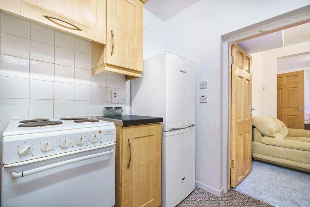 Lovely 2 Bedroom House Close To City Centre เบลฟาสต์ ภายนอก รูปภาพ